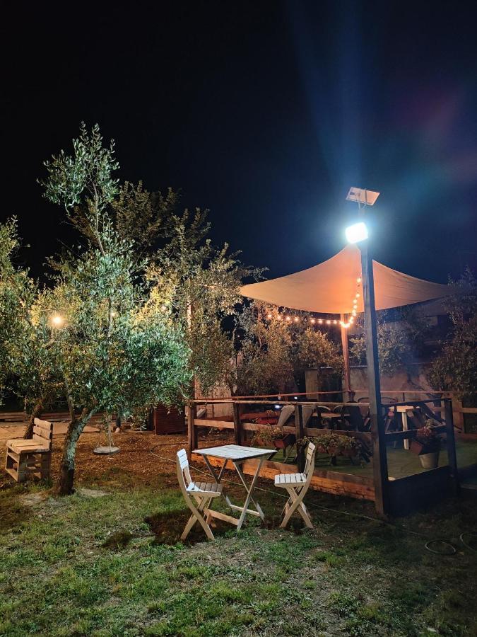 Casale Dei Ricordi Bed & Breakfast Arce Luaran gambar