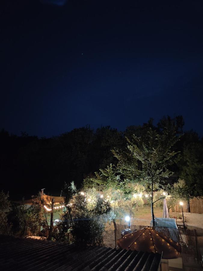 Casale Dei Ricordi Bed & Breakfast Arce Luaran gambar