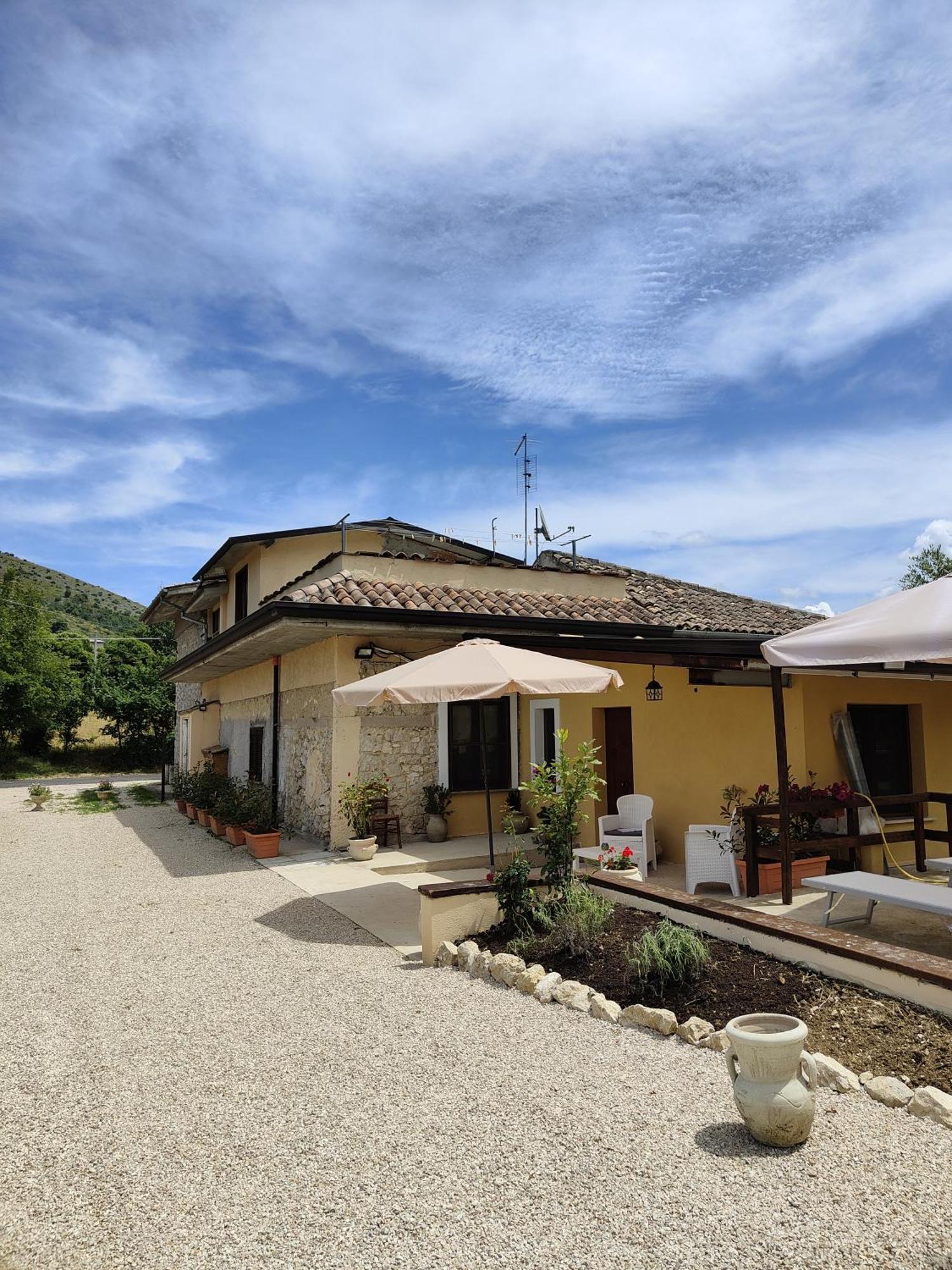 Casale Dei Ricordi Bed & Breakfast Arce Luaran gambar