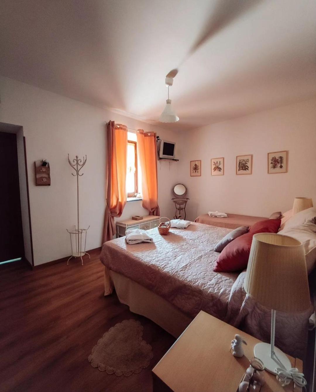 Casale Dei Ricordi Bed & Breakfast Arce Luaran gambar